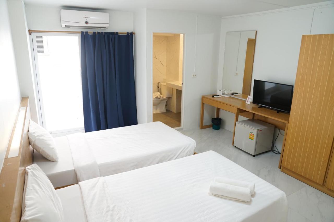 วิวเพลสแมนชั่น ลาดพร้าว 130 Hotel กรุงเทพมหานคร ภายนอก รูปภาพ