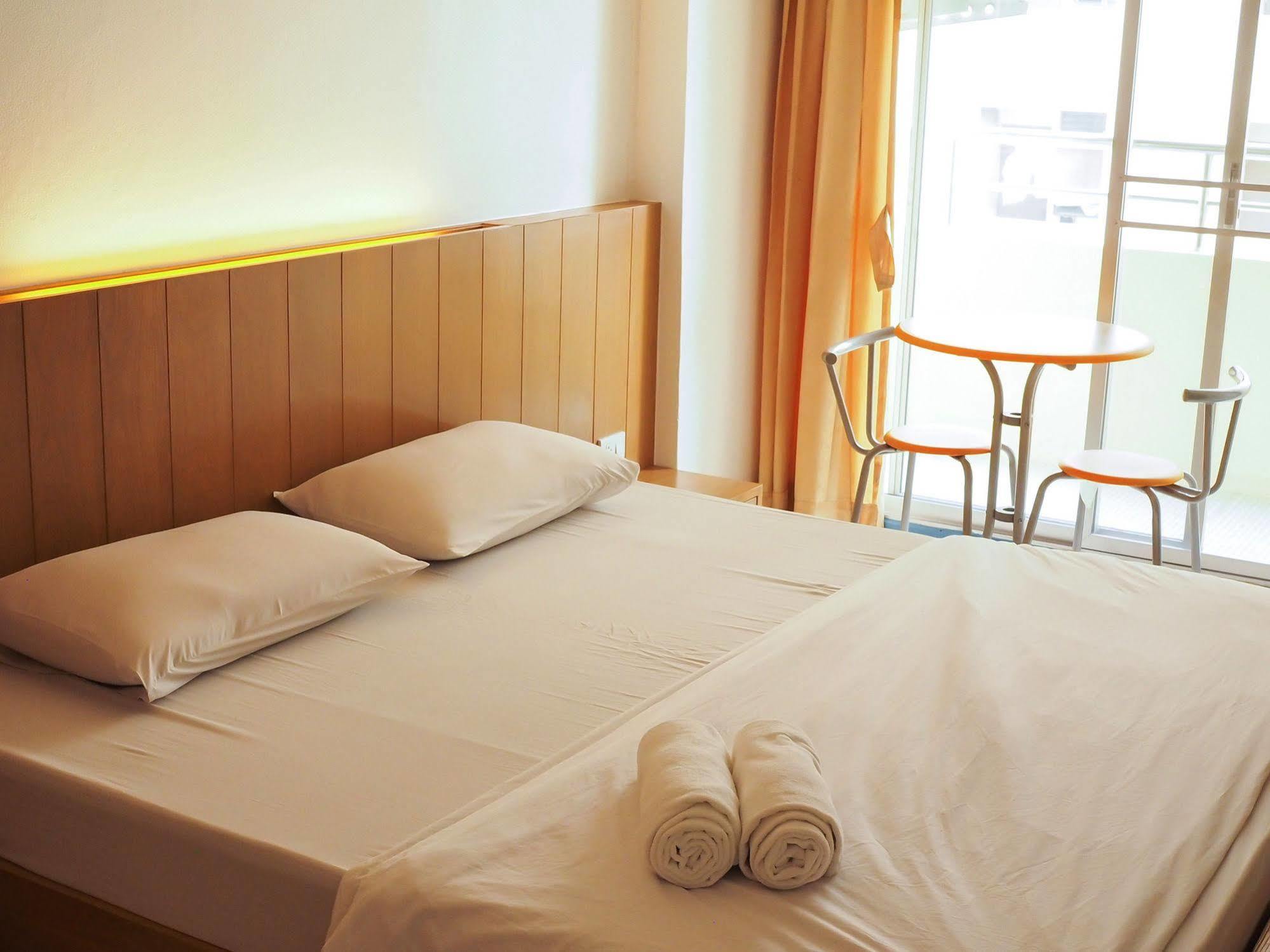 วิวเพลสแมนชั่น ลาดพร้าว 130 Hotel กรุงเทพมหานคร ภายนอก รูปภาพ